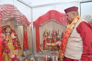कैबिनेट मंत्री गणेश जोशी ने शारदीय नवरात्र के प्रथम दिवस के पावन अवसर पर की विशेष पूजा अर्चना, प्रदेशवासियों की सुख समृद्धि की कामना