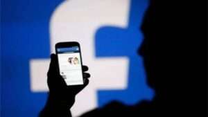 ब्रेकिंग न्यूज़– Facebook और Instagram हुवा डाउन, Users हुए परेशान